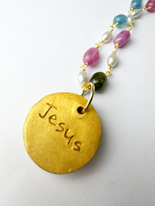 Hidden Truth- Multicolor Chain with Hannah Cross