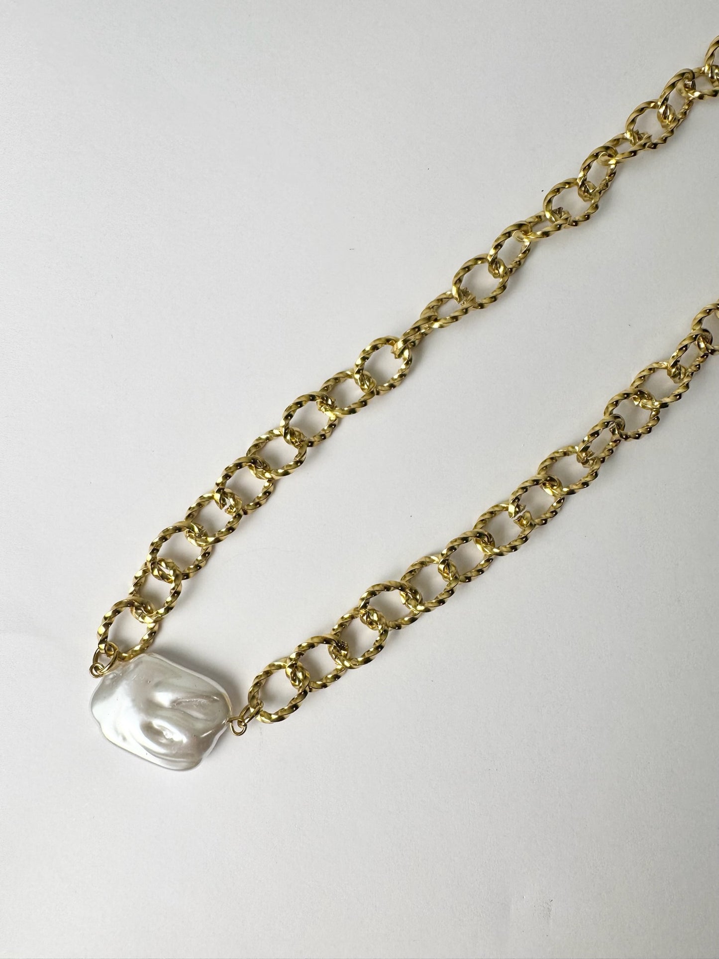 Gold Chain With Pearl Necklace