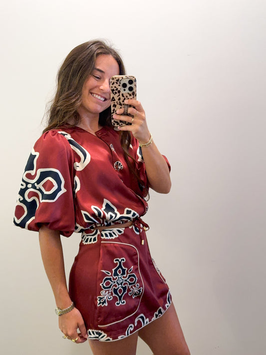 THE HATTIE TOP