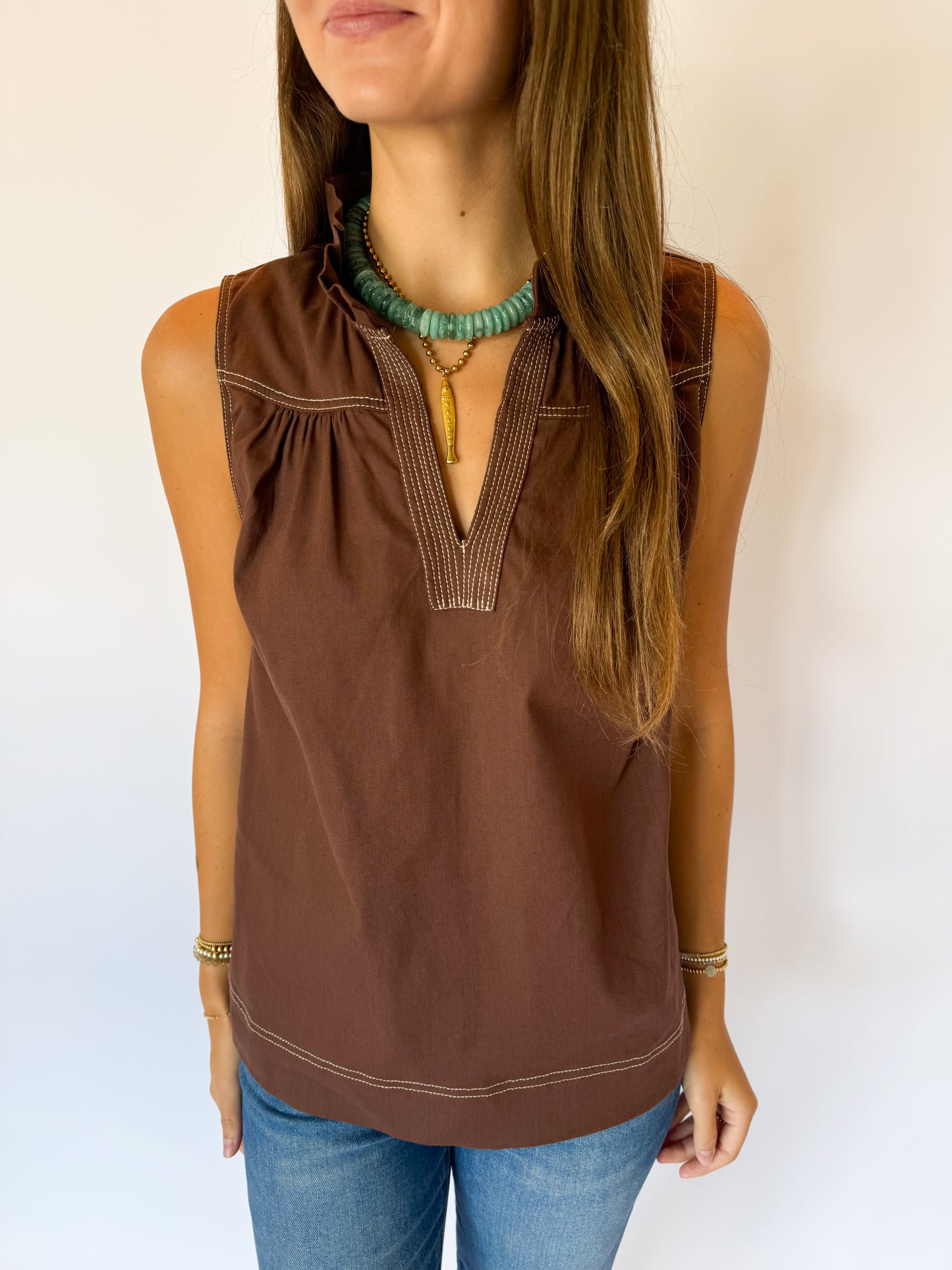 THE STABLE TOP