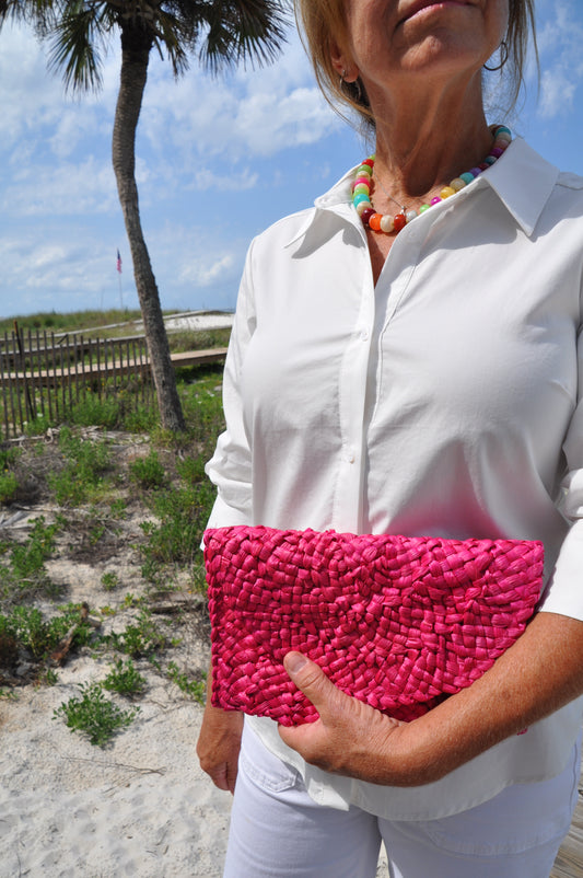 THE HAMPTON BUTTON UP