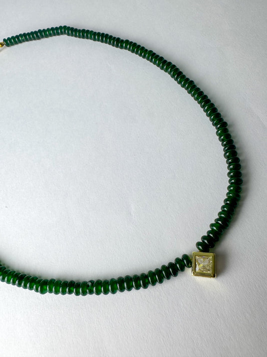 Green Choker with Diamond