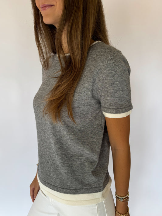 THE MAGNOLIA TOP - GREY