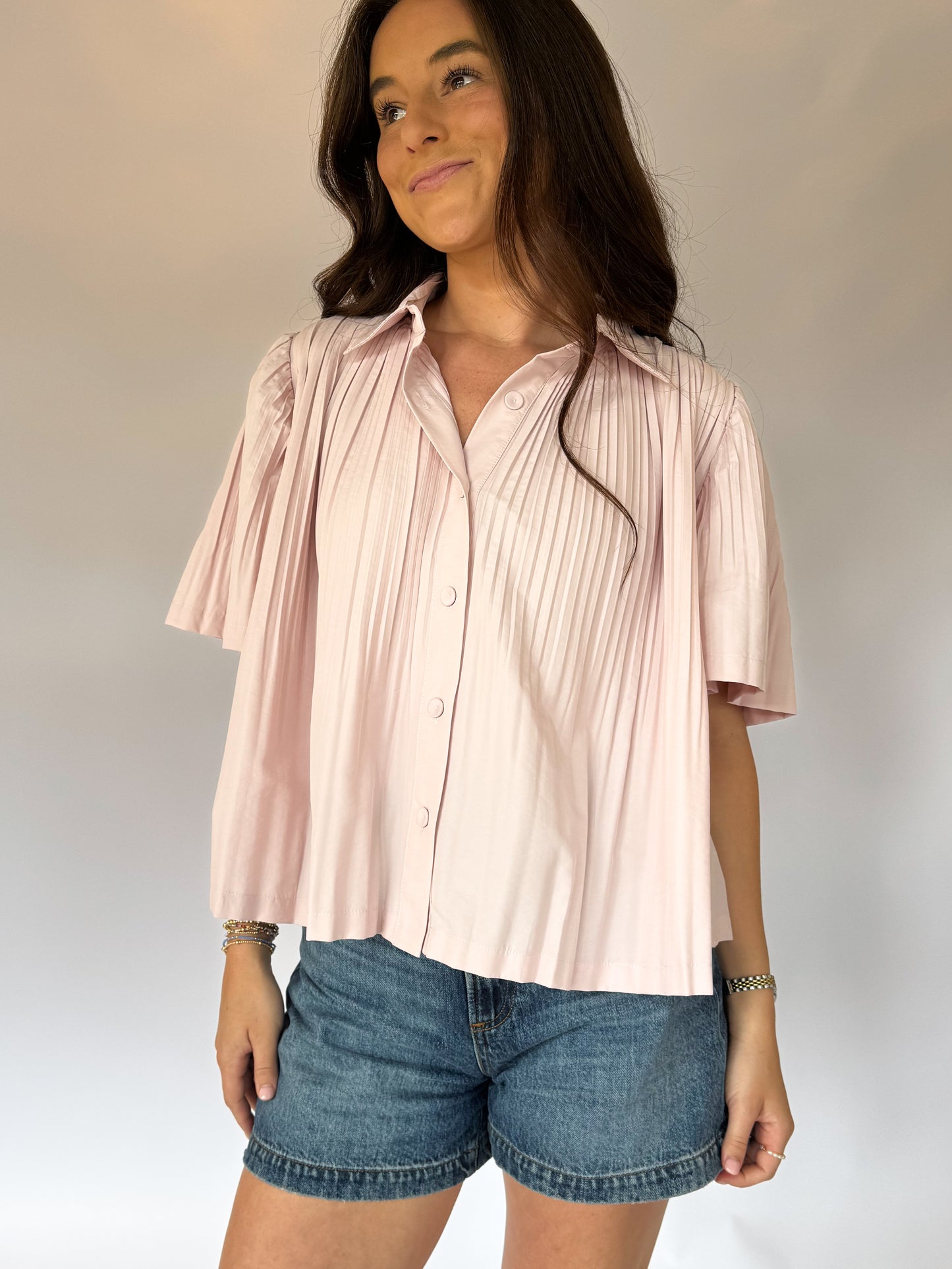 THE GIA TOP