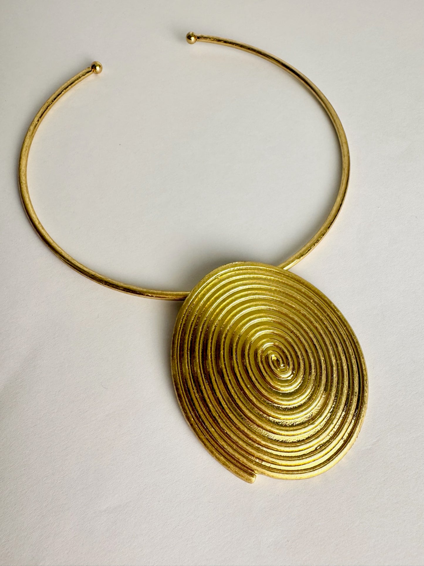 Gold Swirl Choker Necklace