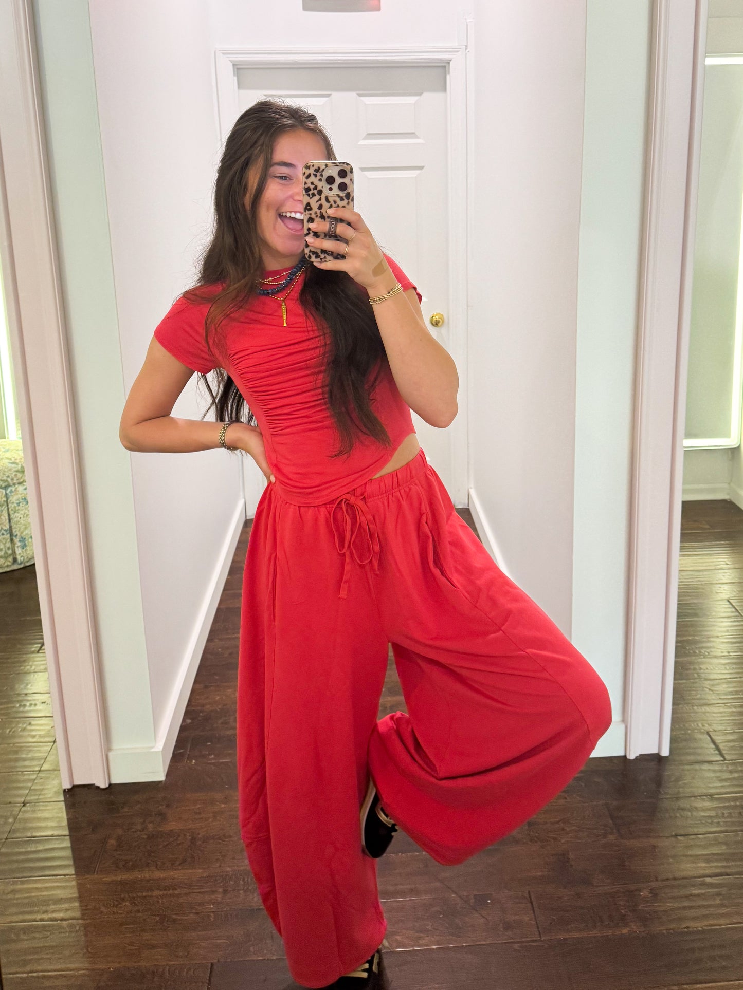 THE WEEKENDER TOP