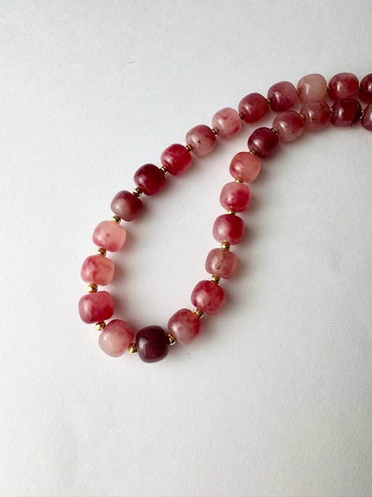Mauve Small Beaded Necklace