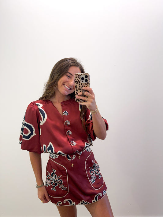 THE HATTIE TOP