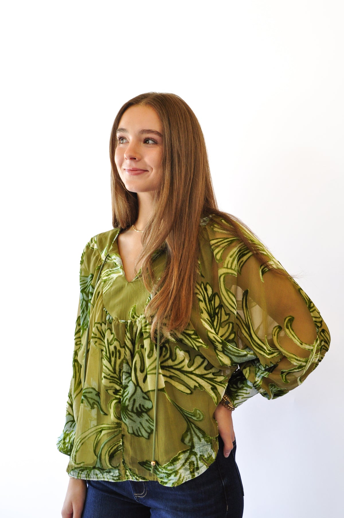 THE MIMI VELVET TOP