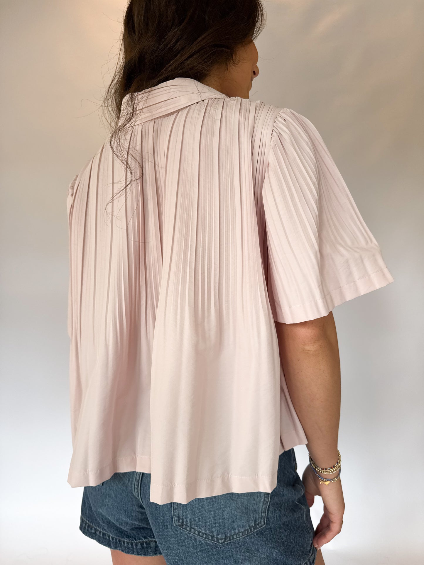 THE GIA TOP