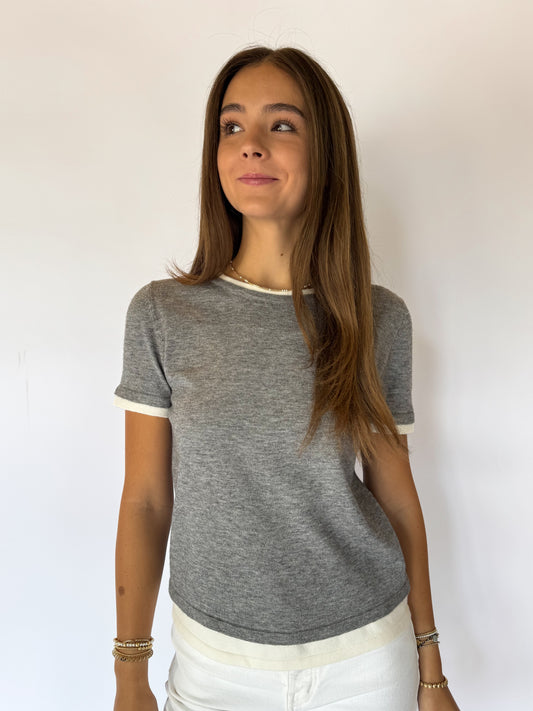 THE MAGNOLIA TOP - GREY