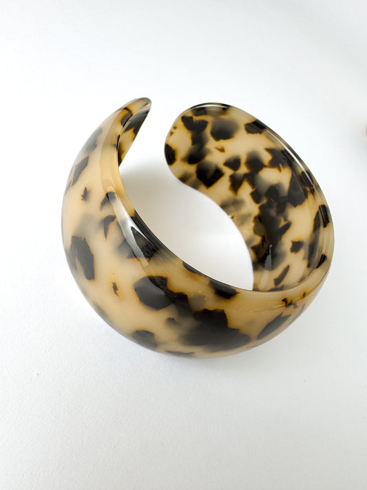 Light Tortoise Shell Bangle Bracelet